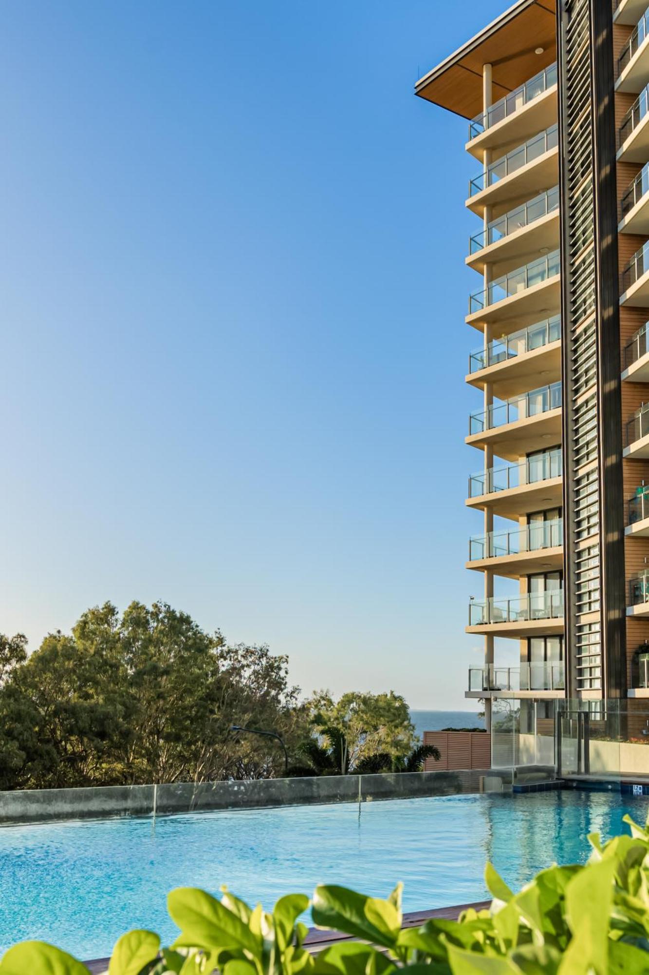 Oaks Redcliffe Mon Komo Suites Exteriör bild