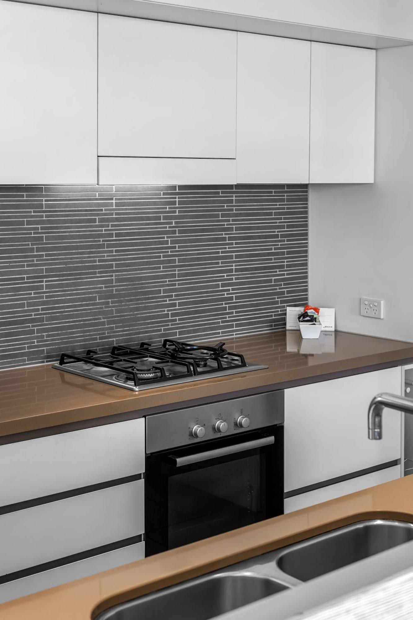 Oaks Redcliffe Mon Komo Suites Exteriör bild