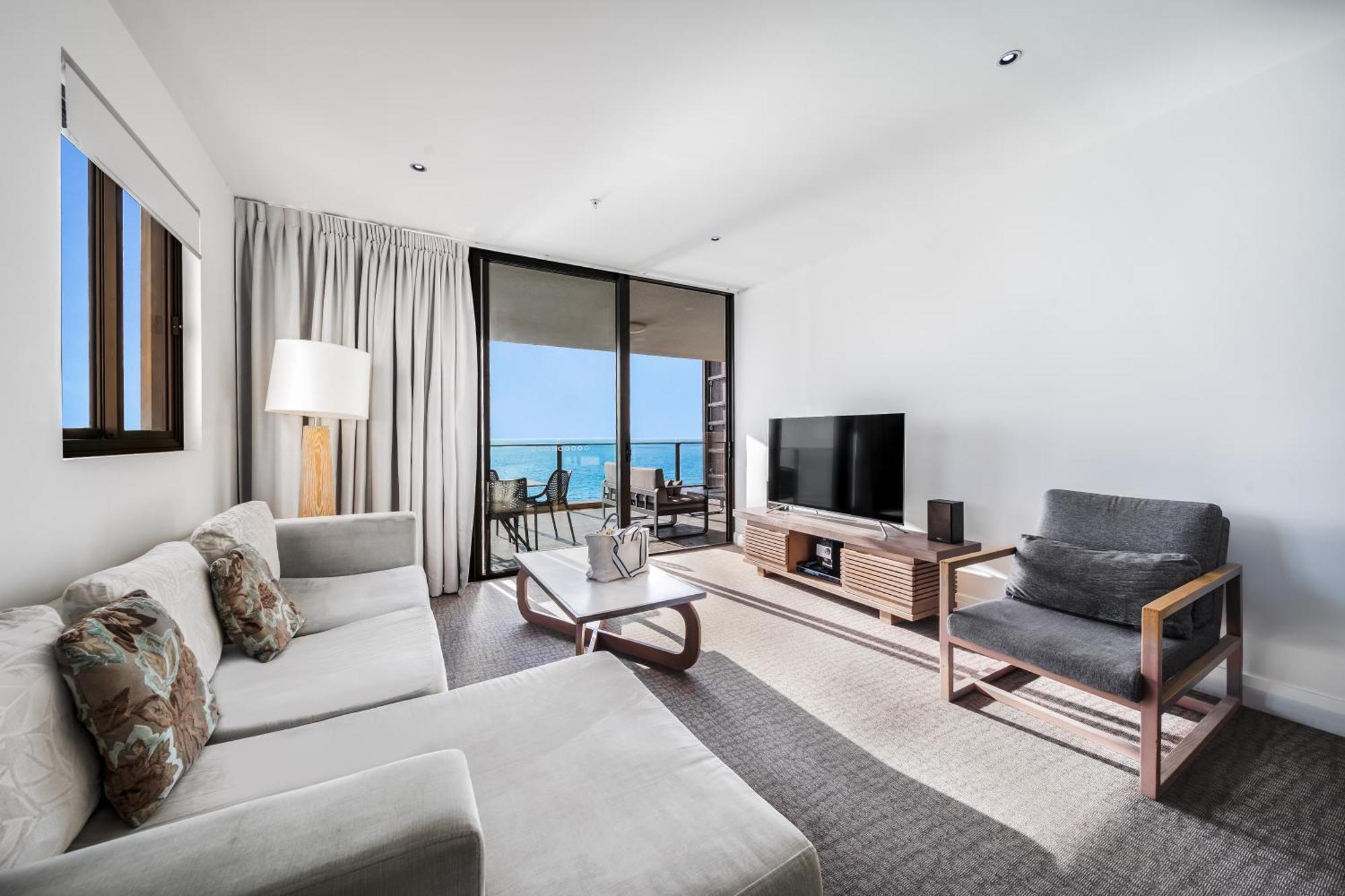 Oaks Redcliffe Mon Komo Suites Exteriör bild